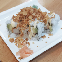 Palito de cangrejo aguacate cebolla frita